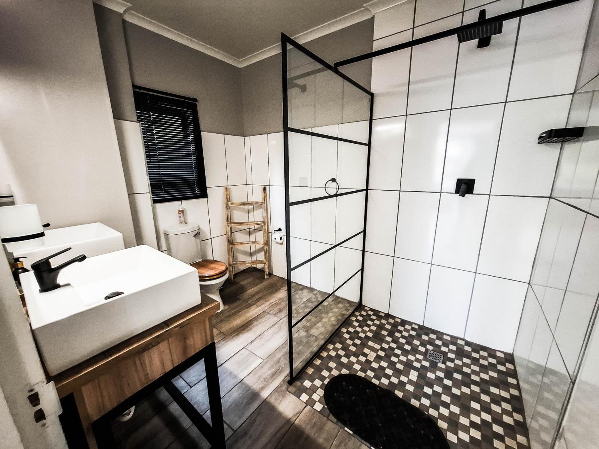 B at Home Guest House Piet Retief Extérieur photo